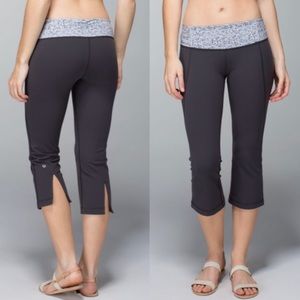 Lululemon Gather & Crow Crop Sz 6 *Full-On Luon